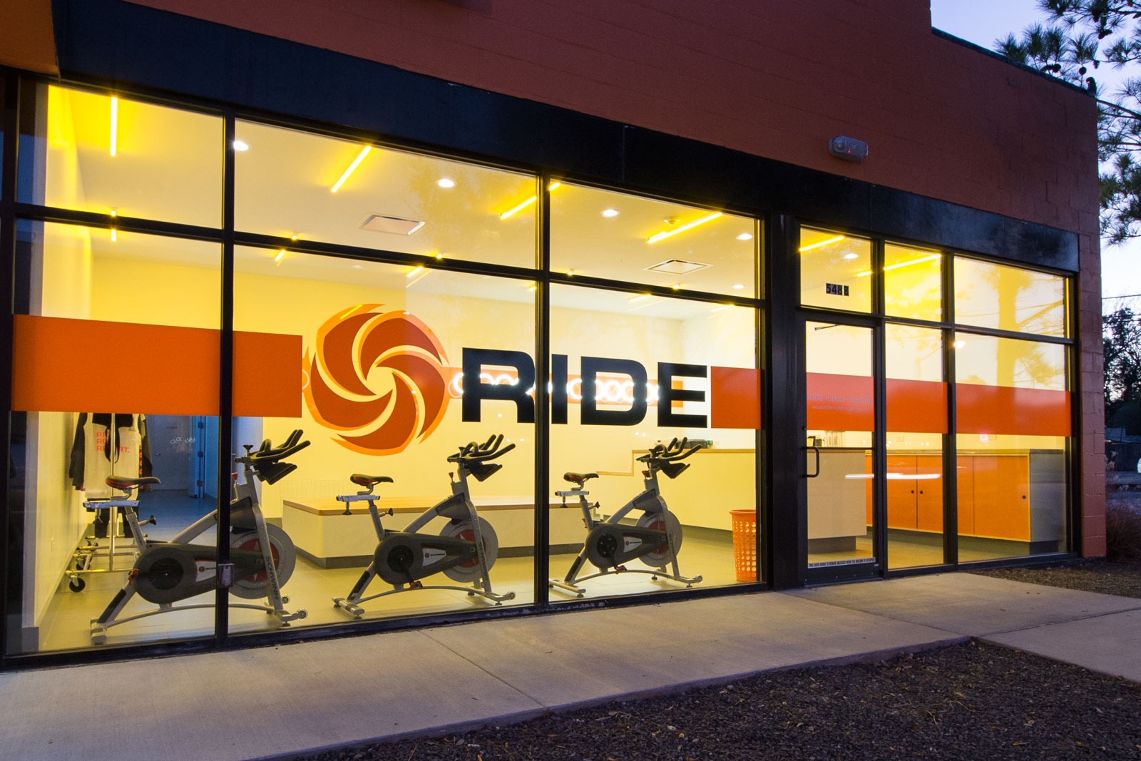 Ride-Exterior4Web@2x.jpg